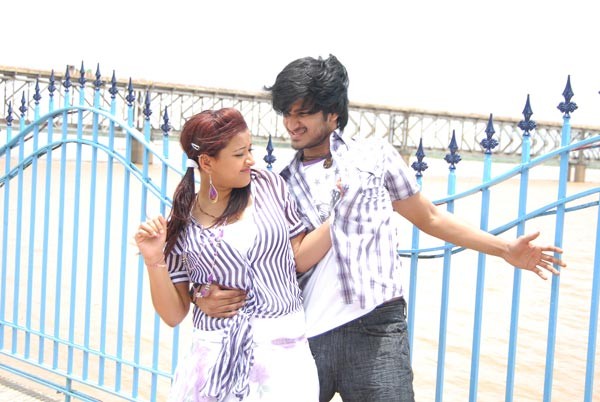 Kalavar king Movie Stills - Nikhil Siddartha, Swetha Basu - 116 / 142 photos